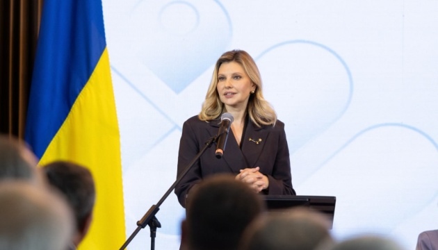 Олена Зеленська пояснила важливість безплатного шкільного харчування для всіх учнів
