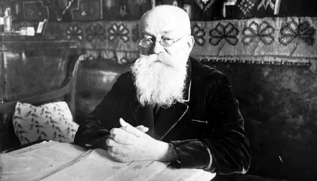 Про Грушевського чесно, або Грушевський без постаменту