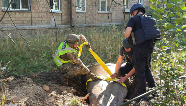 À Kyiv, près d’immeubles d’habitation, les ogives de deux missiles balistiques ont été neutralisées