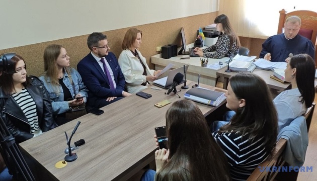 Права на картини Марчука: суд прийняв заяву про зміну предмета позову
