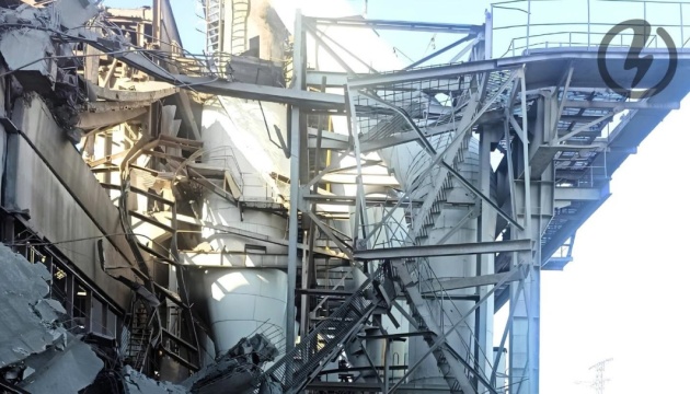 Un ataque ruso daña equipos en la central térmica de Trypillia