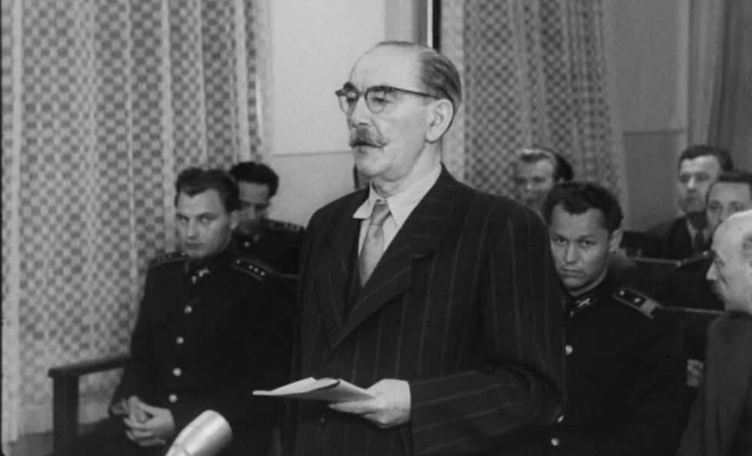 Імре Надь виступає з останнім словом на суді перед стратою / Фото Wikipedia