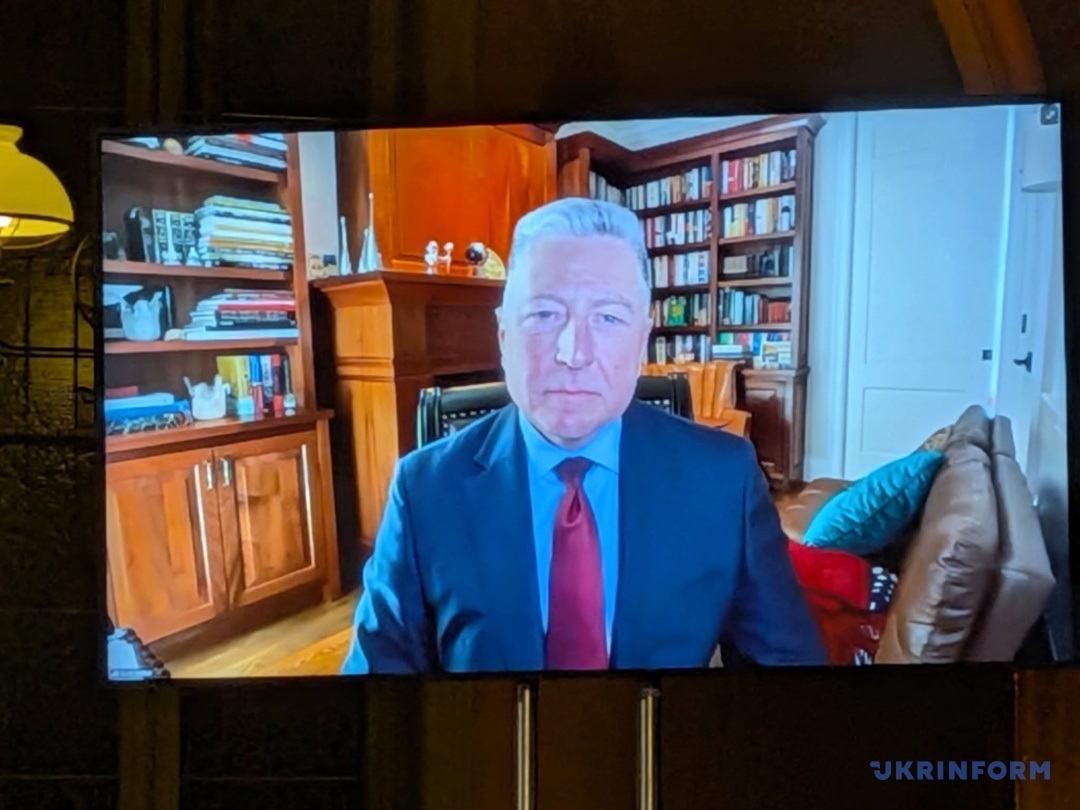 Курт Волкер