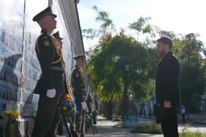 Zełenski uczcił pamięć poległych obrońców
