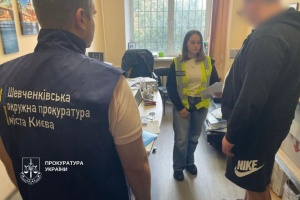 У Києві чотирьох осіб підозрюють у викраденні та утриманні в «реабілітаційному центрі» колишнього військового