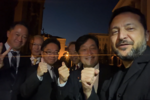 ゼレンシキー宇大統領、小野寺元防衛相と会談　「日本等が今起きていることがもたらすリスクを知っていることが重要」