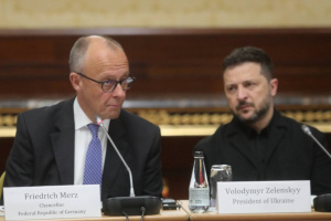 メルツ独首相、キーウ訪問について「私たちはモスクワに脅されない」