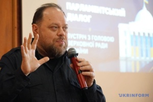 Стефанчук про нульове розмитнення авто для військових: Треба знайти баланс, бо є ризик появи «схем»