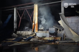 В Одесі через російську атаку пошкоджене підприємство