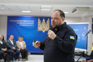 Стефанчук прокоментував поїздку депутатів на форум до Танзанії