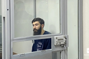 Сутички на київських Теремках: суд відправив під нічний домашній арешт активіста Дмитришина
