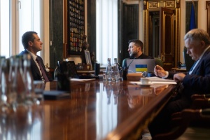 Зеленський обговорив із Коштою російські удари, допомогу ЄС і відкриття переговорних кластерів