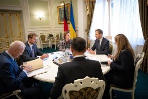 Корецький обговорив із послом Німеччини постачання обладнання для відновлення енергетики