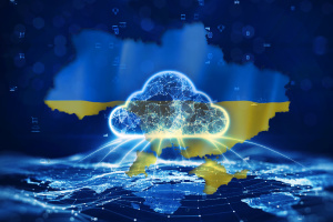 Що дельфійський оракул сказав би про хмари для України?