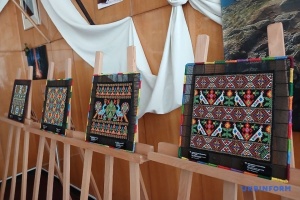 У Чернівцях вперше в Україні презентували книгу про ґердани та силянки