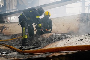 На Київщині за добу через обстріли постраждала людина, пошкоджені 22 об’єкти