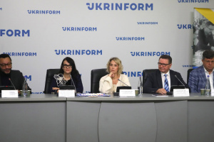 У Києві презентували збірку вчительських практик «Чого нема в підручнику» 