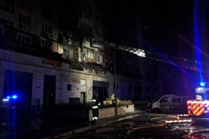 В Умані внаслідок падіння дрона на багатоповерхівку виникла пожежа, відомо про п'ятьох потерпілих