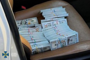В Одесі адвоката підозрюють у шахрайстві на $315 тисяч за обіцянку «закрити» кримінальну справу