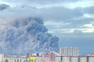 У Петербурзі дрони уразили нафтові об’єкти, склад Ozon і датацентр «ВКонтакте»
