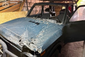 На Харківщині через удар БПЛА по автомобілю постраждали двоє людей