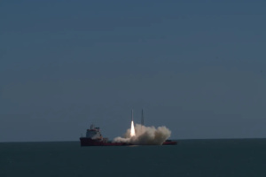 Китай запустив у космос перший у світі супутник спостереження із низьким нахилом