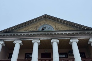 У Києві через нічну атаку РФ пошкоджений Музей української діаспори