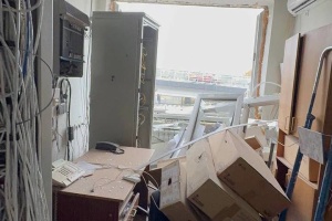 У Києві росіяни пошкодили один з офісів ДТЕК