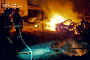 Росіяни вночі вдарили по громаді на Сумщині, виникли пожежі