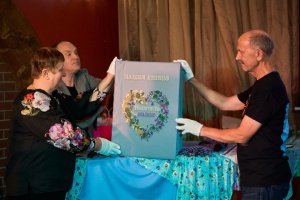 На Рівненщині презентували вишиту книгу поезій загиблого Героя України Максима Кривцова
