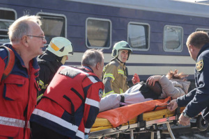 Guerre en Ukraine : au moins treize civils tués lors d'une frappe russe sur la gare de Dnipro
