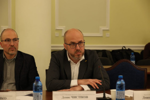 У Криму окупанти незаконно утримують 19 журналістів - заступник представниці Президента