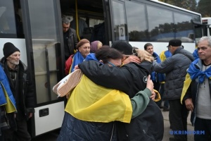 СБУ показала ексклюзивні кадри повернення українців з Олешків