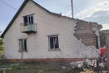 Росіяни за добу 19 разів обстріляли Чернігівщину, пошкоджені будинки