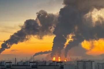 Україна вивела з ладу понад 51% нафтопереробних потужностей РФ - Міноборони