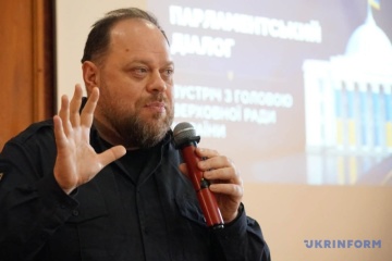 Стефанчук про нульове розмитнення авто для військових: Треба знайти баланс, бо є ризик появи «схем»