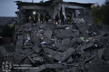 ロシア軍、ウクライナ南部ザポリッジャを空爆　児童３名含む７名が死亡