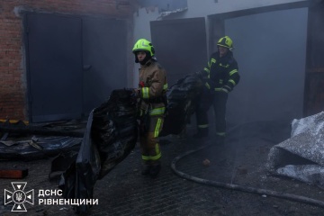 На Рівненщині рятувальники ліквідували всі пожежі після російської атаки