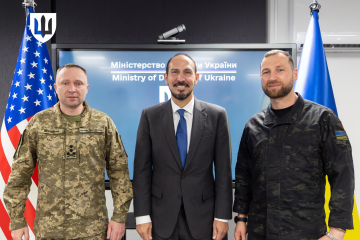 Le ministre de la Défense et le commandant en chef des armées ukrainiennes s'entretiennent avec une délégation de Lockheed Martin
