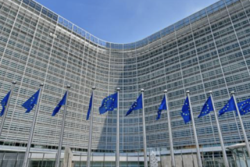 La Commission européenne demande à SpaceX de rétablir pleinement ses services en Ukraine
