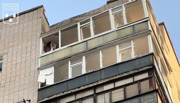Russian Drone Strike Damages Three Apartment Buildings in Sumy