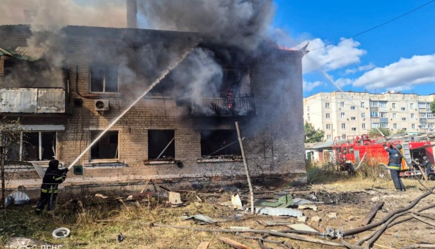 Russian drone strikes injure three in Shevchenkove, Kharkiv region
