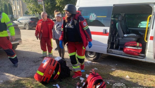 Zahl der Verletzten nach russischem Gleitbombenangriff auf Charkiw steigt auf 36, zwei Menschen starben