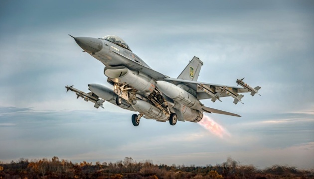 Fuerza Aérea: El uso intensivo agota rápidamente la vida útil de los F-16