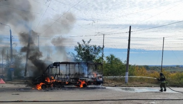 У Слов’янську дрони влучили в автобус та авто - є загиблий і поранені
