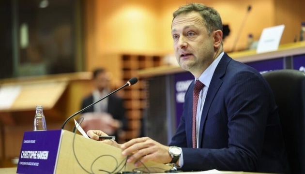 L'adhésion de l'Ukraine renforcera le potentiel agricole de l'UE, mais un temps d'adaptation reste nécessaire selon le commissaire Hansen