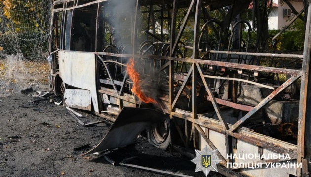 Під удар РФ потрапили два автобуси з пасажирами та перехожі: у Краматорську 30 людей загинули, 20 поранені