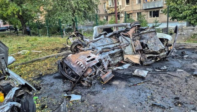 À l'aube, les forces russes ont lancé des bombes aériennes guidées sur Zaporijjia : un mort et neuf blessés