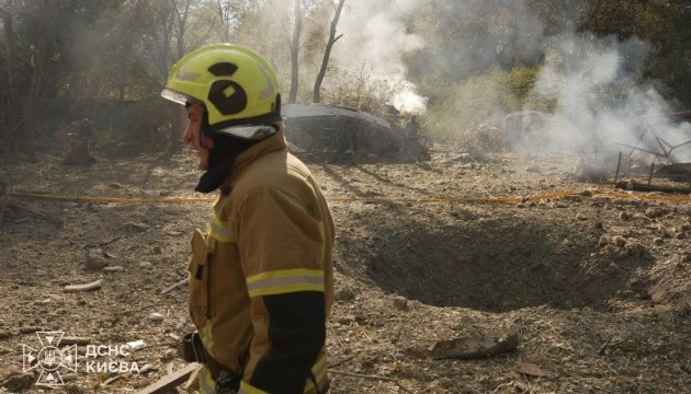 У Києві вже восьмеро постраждалих через російську атаку по ресторану на Оболоні