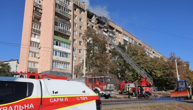 Кількість постраждалих через удари по Харкову зросла до 19, пошкоджені будинки та спорткомплекс